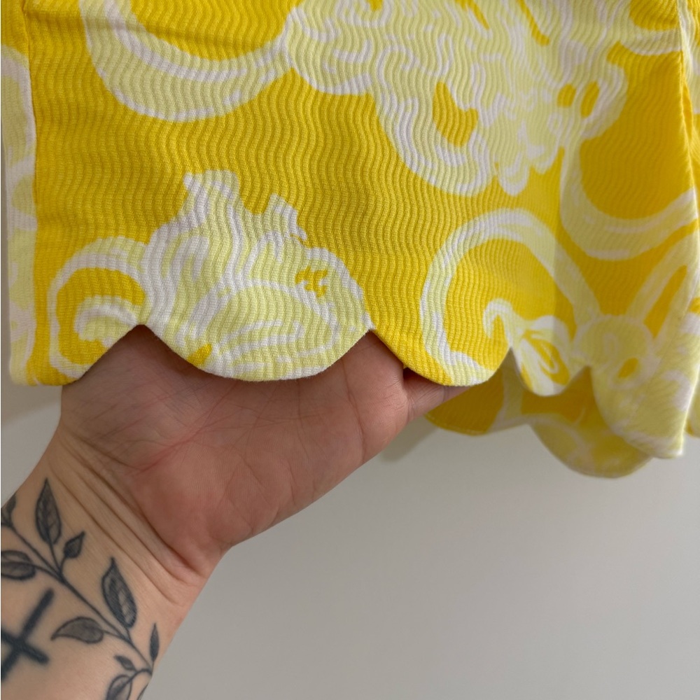 Lilly Pulitzer Size 6 Buttercup Shorts - Picture 3 of 14